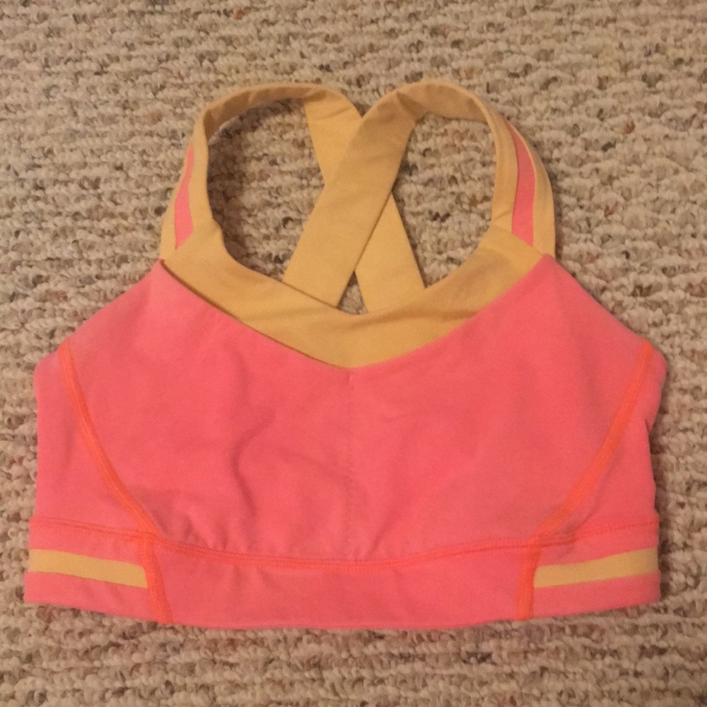 Pink Lululemon sports bra 4
